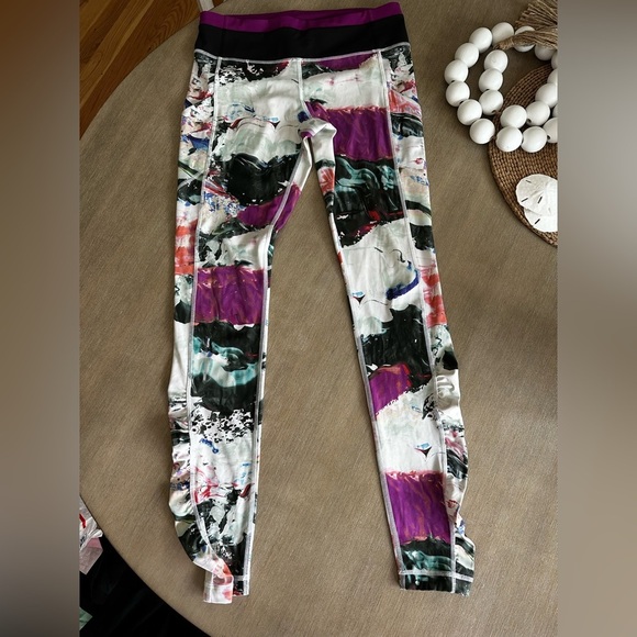 Lululemon Speed Legging Athletic Tight III in Pigment Wave Print Size 8 - Picture 2 of 5
